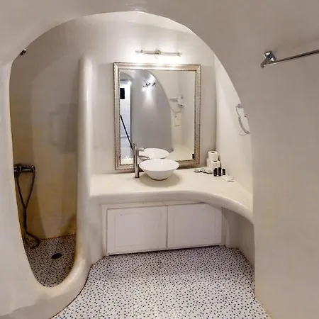 Villa Charming Santorini 1 Bedroom Deluxe Wonderful Caldera Sea Views Close To City Centre